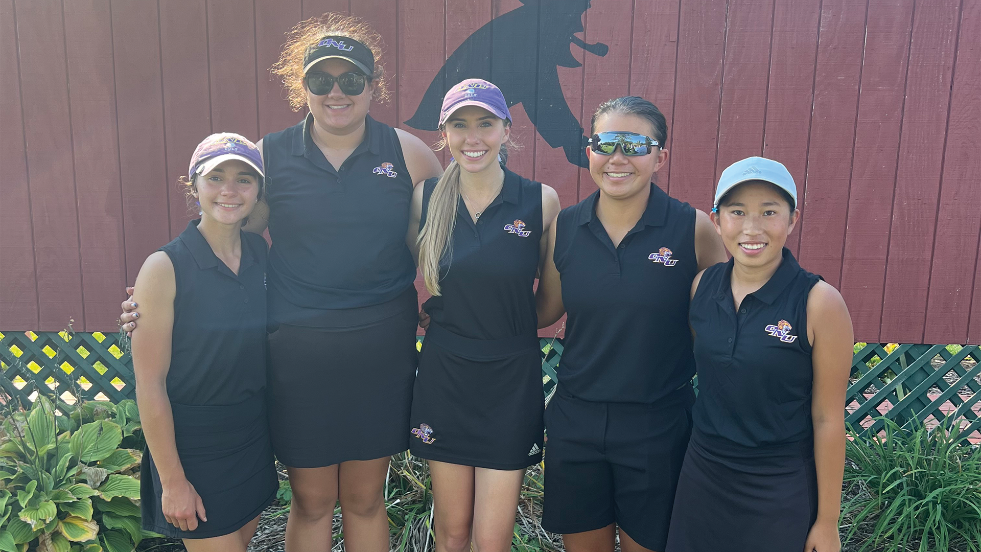 WOMEN’S GOLF FINISHES FIFTH AT BATTLE AT BLACKTHORN