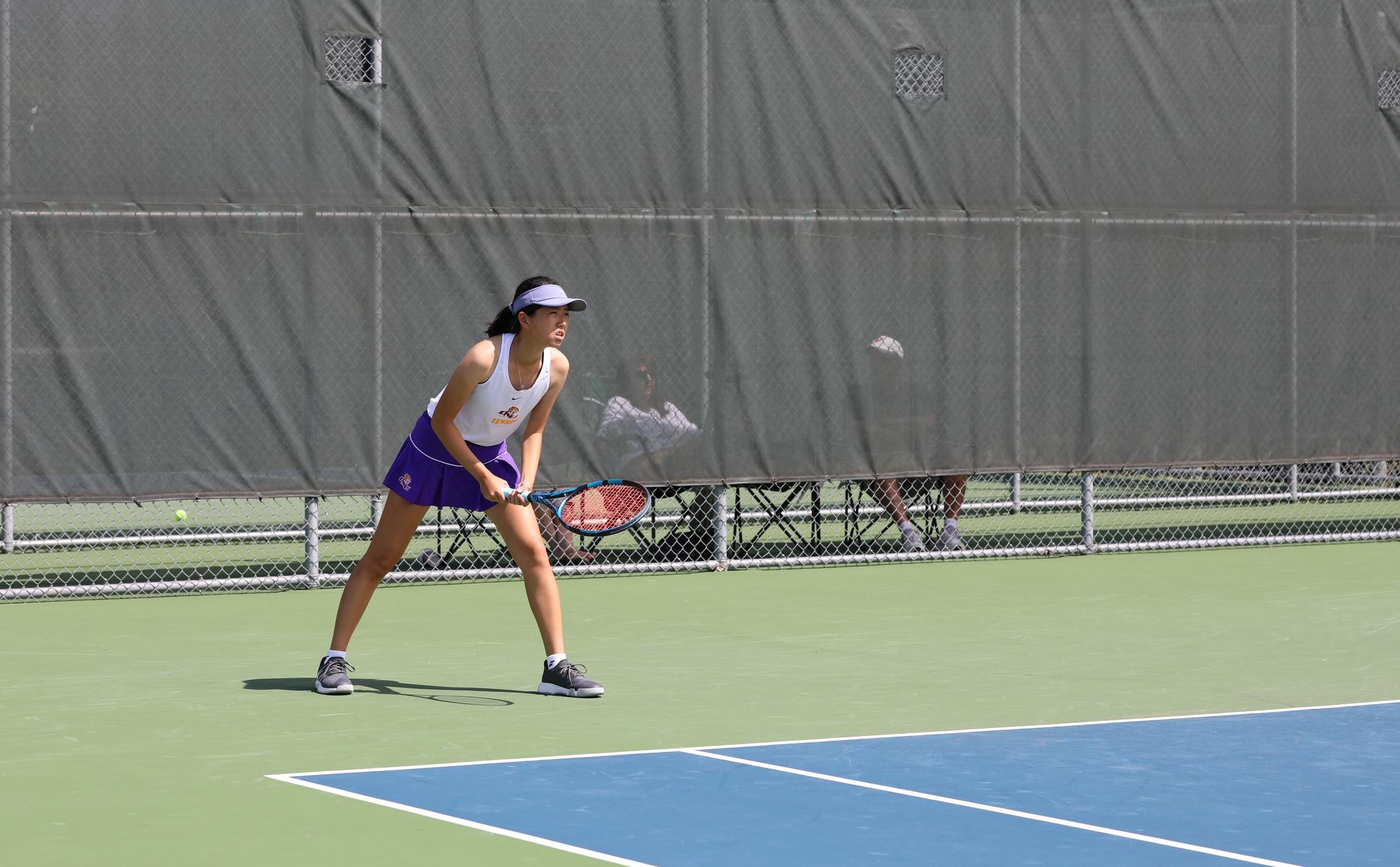 ONU WOMEN'S TENNIS COME UP SHORT AGAINST MOBILE