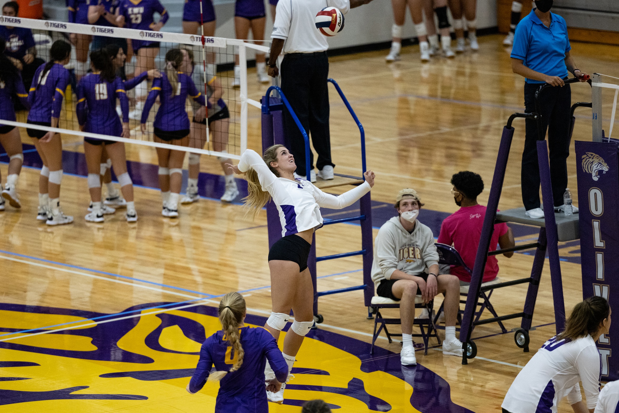 TIGERS DROP FINAL TWO MATCHES OF BELLEVUE TOURNAMENT